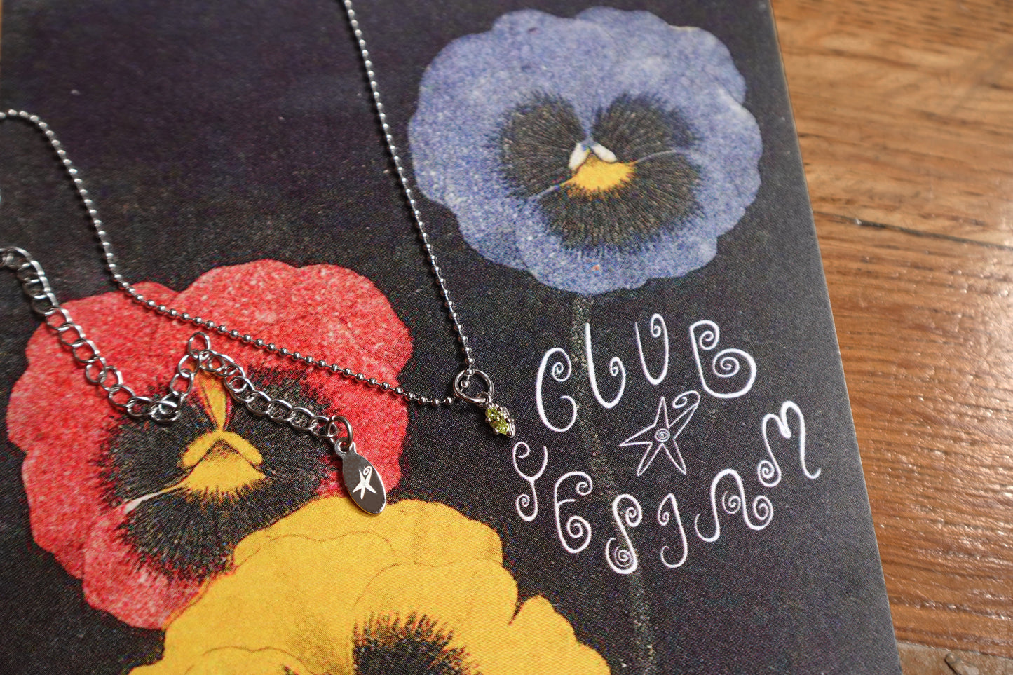 The Peridot Teardrop Chain